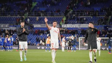 Raíllo saluda a los mallorquinistas desplazados a Getafe