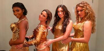 Las cuatro miembros del grupo musical Fifth Harmony desearon un feliz día de Acción de Gracias a sus seguidores en un vídeo en el que lucen muy elegantes y complementadas.