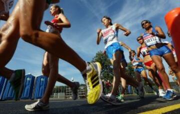 Prueba de los 20 km marcha femenino en el Campeonato Mundial de Atletismo de la IAAF en el estadio Luzhniki de Moscú