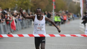 Victorias de Kiptoo y Boulaid en una Desde Santurce a Bilbao endurecida por el viento