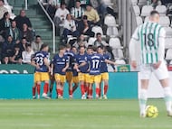 Los jugadores del Andorra celebran el segundo gol
