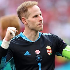 "Nadie puede compararse con Neuer, pero a un partido puedes ser mejor que él"