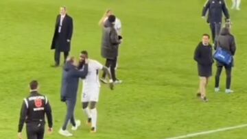 El gesto de Rüdiger al cuarto árbitro que tiene echando humo a todos los culés