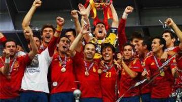 Siete españoles optan al Balón de Oro con Messi, CR7 y Falcao