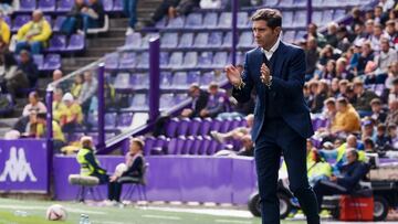 VALLADOLID, 26/10/2024.- El entrenador del Villarreal Marcelino durante el partido de LaLiga que enfrentó a ambos equipos en el estadio José Zorrilla en Valladolid. EFE/ R. García