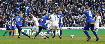 Benzema asiste a Cristiano en el 1-0.