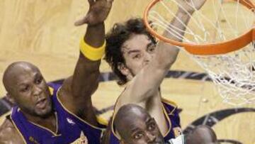 <strong>NUEVA DERROTA.</strong> Los Lakers encajaron el 2-0 ante los Celtics y necesitan reaccionar en su pista para no perder definitivamente la estela del anillo.