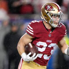 Christian McCaffrey planea volver en noviembre