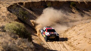 201 AL ATTIYAH Nasser (qat), BAUMEL Mathieu (fra), Toyota Gazoo Racing, Toyota GR DKR Hilux, FIA W2RC, action during the Stage 3 of the Sonora Rally 2023, 3rd round of the 2023 World Rally-Raid Championship, around Penasco on April 26th, 2023 in Penasco, Mexico - Photo Julien Delfosse / DPPI