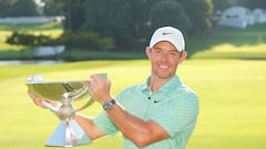 ATLANTA, GEORGIA - AUGUST 28: Rory McIlroy of Northern Ireland celebrates with the FedEx Cup after winning during the final round of the TOUR Championship at East Lake Golf Club on August 28, 2022 in Atlanta, Georgia.   Kevin C. Cox/Getty Images/AFP
== FOR NEWSPAPERS, INTERNET, TELCOS & TELEVISION USE ONLY ==