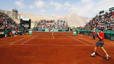 No tapemos la tormenta con un dedo