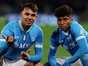 El Nápoles responde al doblete de Malen con una samba brasileña