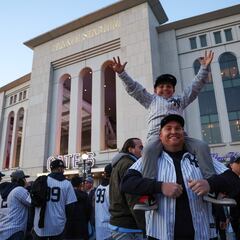 How much are tickets for game 4 of the 2024 World Series in New York?