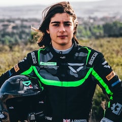 Jamie Chadwick pasa de los circuitos a lo más extremo