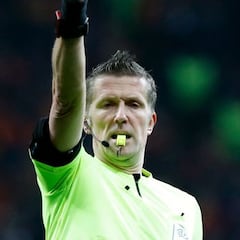 Who is the referee for Real Madrid - Manchester City, Daniele Orsato?