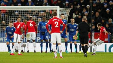 Mourinho rues United’s “childish” mistakes at Leicester