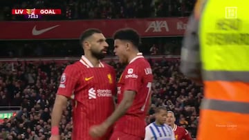 ¡Este Liverpool va muy en serio! Golazo de Salah para desatar la locura en Anfield
