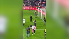 Lo que hizo Navas al pasar por donde Antonio Puerta se desplom¨®: momento eterno