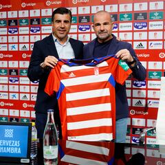 Un nueve, la prioridad en el mercado