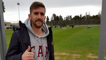 El tarraconense Benito ocupará de nuevo el lateral derecho del Real Zaragoza.