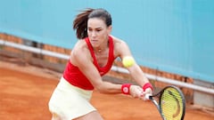 Nuria Párrizas, en su partido ante Veronika Kudermetova del Mutua Madrid Open.