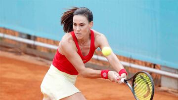 Nuria Párrizas, en su partido ante Veronika Kudermetova del Mutua Madrid Open.