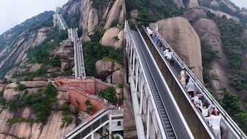 Inauguran en China las escaleras mecánicas más altas del mundo: miden 1.236 metros y suben 88 pisos