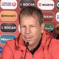 El seleccionador de Liechtenstein: "España disfruta haciendo goles"