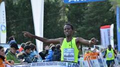 Medhin sigue en Elgoibar su racha; Belete batió a Chebet