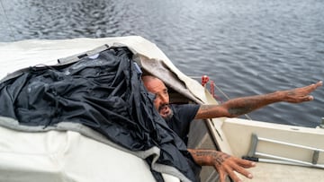 Joseph Malinowski, conocido en las redes sociales como ‘Teniente Dan’, se volvió viral tras intentar pasar el huracán en su bote. Conoce qué sucedió con él.