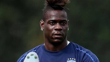 Balotelli ‘amenaza’ con volver a incendiar su casa