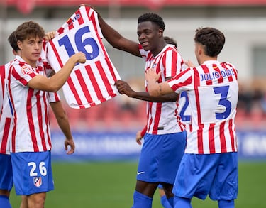 El balón parado lanza al Madrileño