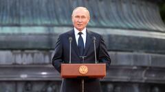 Russian President Vladimir Putin gives a speech during an event to mark the 1160th anniversary of Russia's statehood in Veliky Novgorod on September 21, 2022. (Photo by Ilya PITALEV / SPUTNIK / AFP) (Photo by ILYA PITALEV/SPUTNIK/AFP via Getty Images)