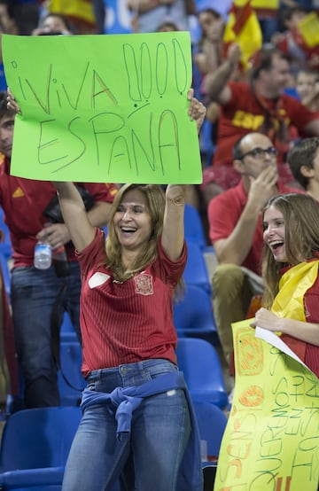 Spain fans