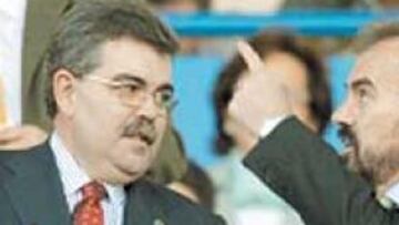 Curro afirma que sus frases son desafortunadas y Albelda que manda y dice lo que quiere