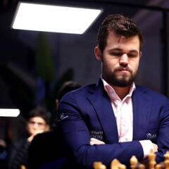 Magnus Carlsen se muestra
como emprendedor imparable