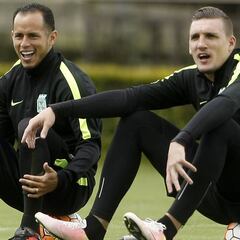 Guerra, Bernal y 'Alcatraz' están recuperados y hacen fútbol