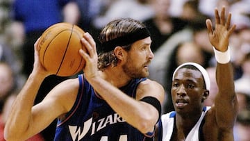 Christian Laettner, during an NBA game with the Washington Wizards