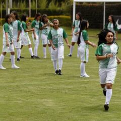 Nacional busca también títulos con nuevo equipo femenino