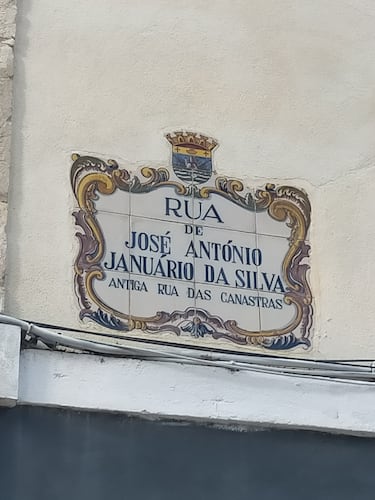 El mejor dramaturgo portugués de su tiempo tiene su propia calle.