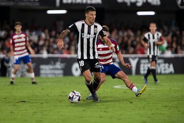 Su trabajo fue fundamental para que el equipo cartagenero frenara a uno de los gallitos de la categoría. El Granada.