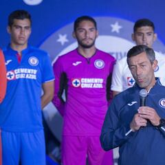 Cruz Azul busca entre sus aficionados al autor de su Himno