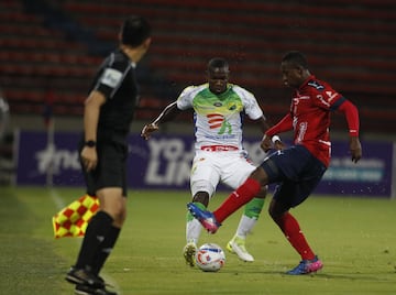 Medellín debuta ganando en la Liga I-2018. 3-0 al Huila con gol de Germán Cano y doblete de Juan Fernando Caicedo.