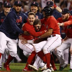 MLB playoffs 2021: Red Sox stun Rays to advance, Giants put Dodgers on brink