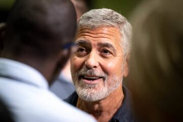 Los Angeles, CA - September 14:Actor George Clooney talks with media at the Roybal School of Film and Television Wednesday, September 14, 2022.  Clooney was visiting the new LAUSD magnet school created to prepare students for careers in the entertainment industry.    (Photo by David Crane/MediaNews Group/Los Angeles Daily News via Getty Images)