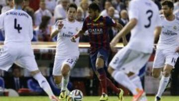 El 4-4-2 con Isco volcado a la izquierda funcionó para frenar al Barça y llegar con claridad. Ahora vuelve Cristiano.