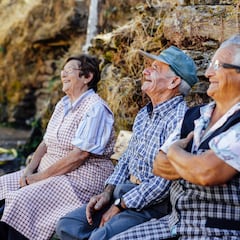Las personas que mantienen la alegría y jovialidad pasados los 70 años tienen estos seis hábitos, según la psicología