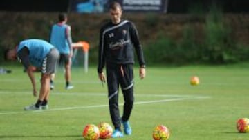 19/10/15 VALLADOLID
ENTRENAMIENTO
GARITANO SABIENDO SU POSIBLE CESE COMO ENTRENADOR