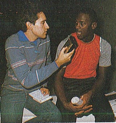 Hablamos con Sixto Miguel Serrano, periodista y narrador en NBA 2K25: “Ver entrenar a Jordan era casi mejor que verlo en un partido”