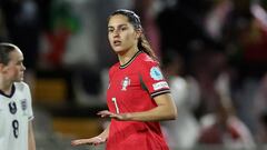 Favorazo de Inglaterra y Kika a La Roja